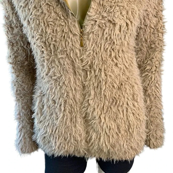 COUNTESS Faux Fur Fuzzy Zip Up Hooded Pea Coat Jacket Taupe Women Size M - Picture 3 of 16